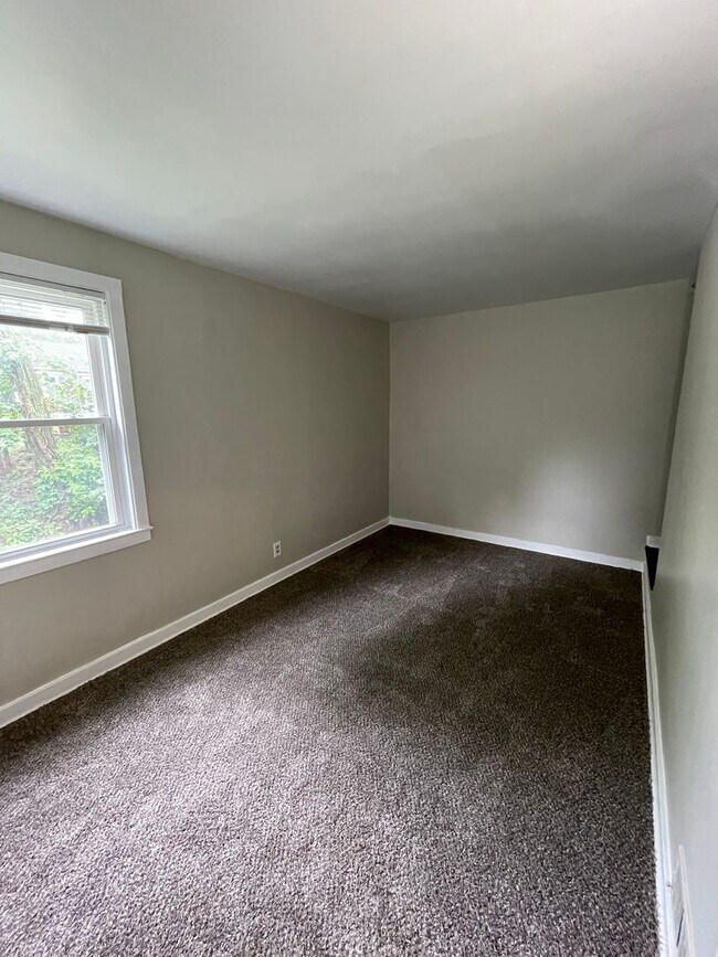 Foto del edificio - 422-426 Cedar Drive