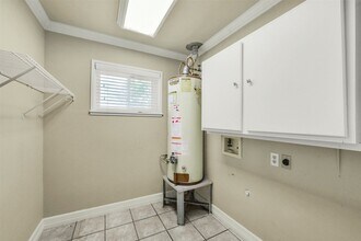 Building Photo - 4707 Nenana Dr