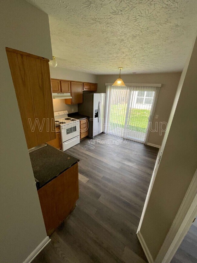 Foto del edificio - 7756 Mountain Stream Way