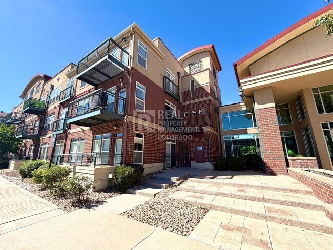 Foto del edificio - 10184 Park Meadows Dr