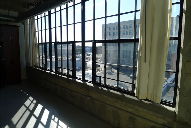 Foto del edificio - 41 Burroughs St