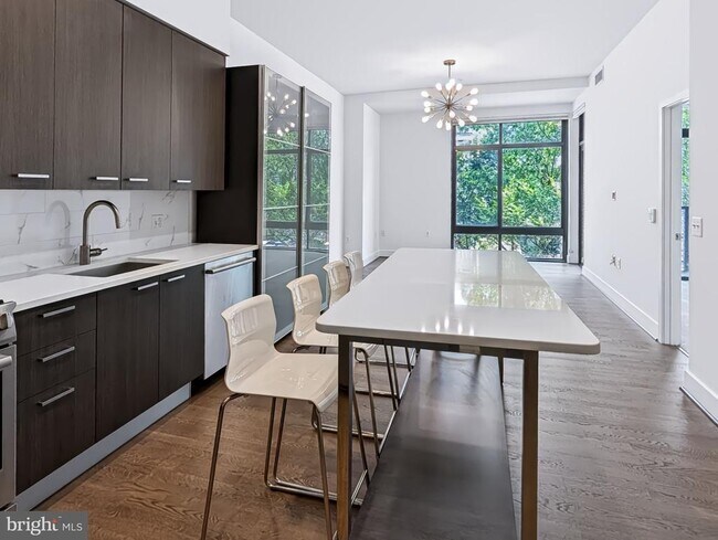Foto del edificio - 525 Water St SW