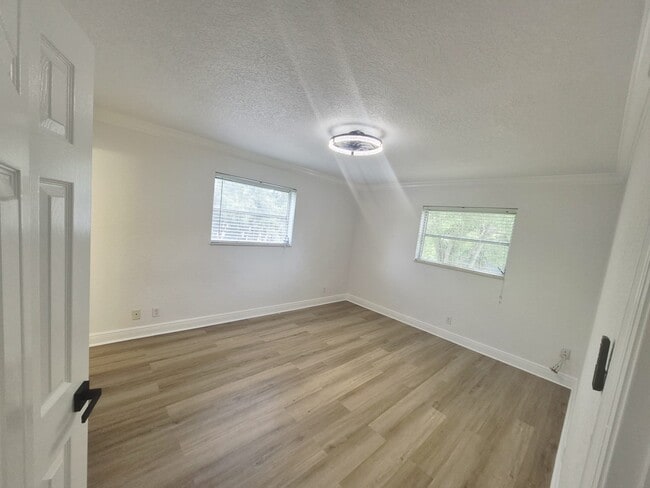 Building Photo - 5080 SW 64th Ave