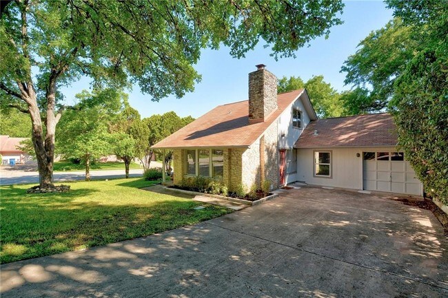 Building Photo - 2626 Baxter Dr