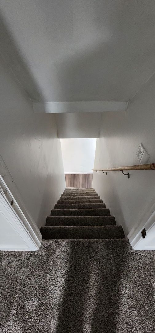 Building Photo - Newly Renovated 3-Bedroom Apartment in Penn Hills – Prime Location!