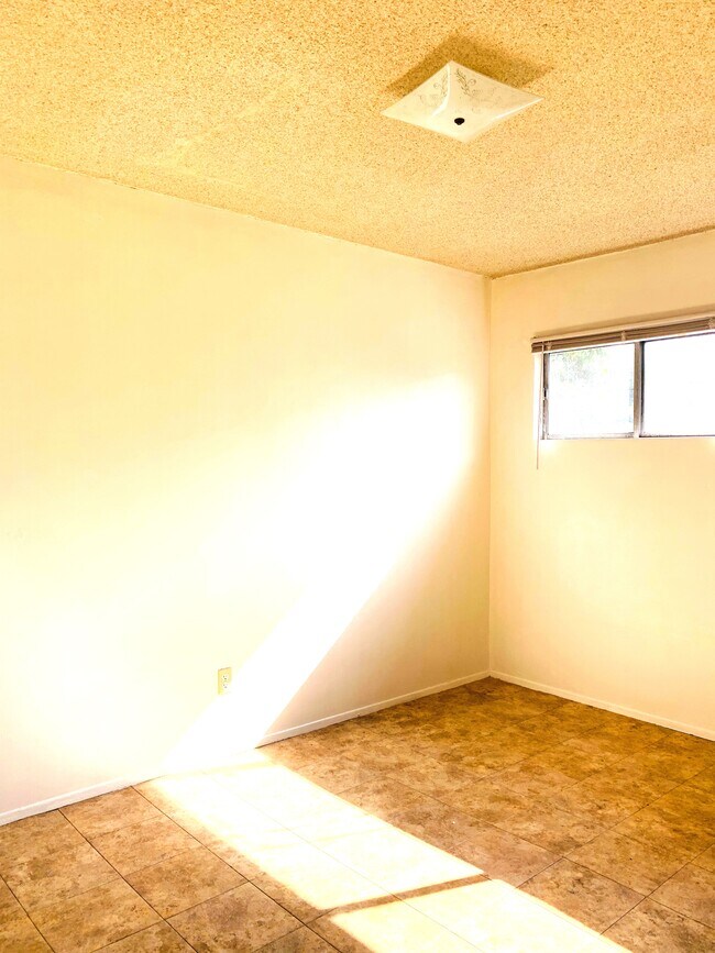 Foto del edificio - 141 S Ave 22