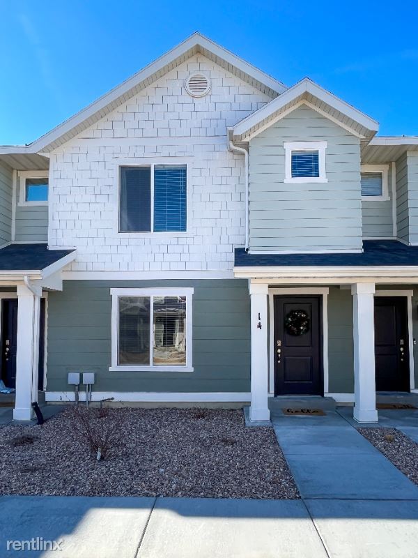 3 Br 2 Bath Townhome 14 N Launch Ct Townhouse For Rent In Saratoga Springs Ut Apartments Com