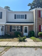 Building Photo - 606 Myrtlewood Cir