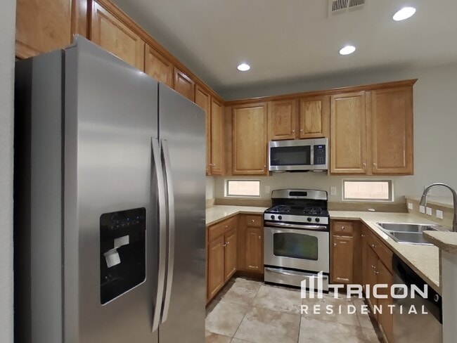 Building Photo - 664 Sumatra Place Henderson NV