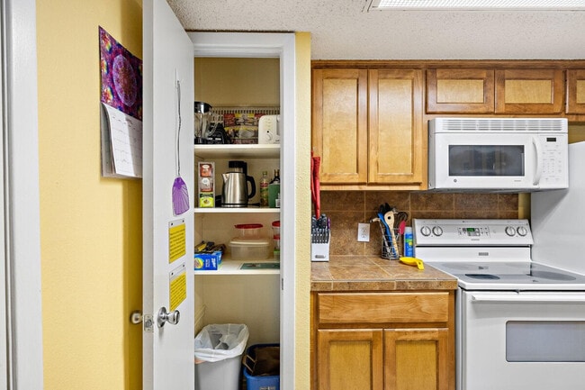 Foto del edificio - 2204 Trailside Dr