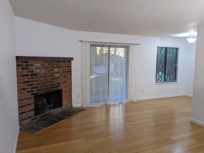 Foto del edificio - 14321 124th Ave NE