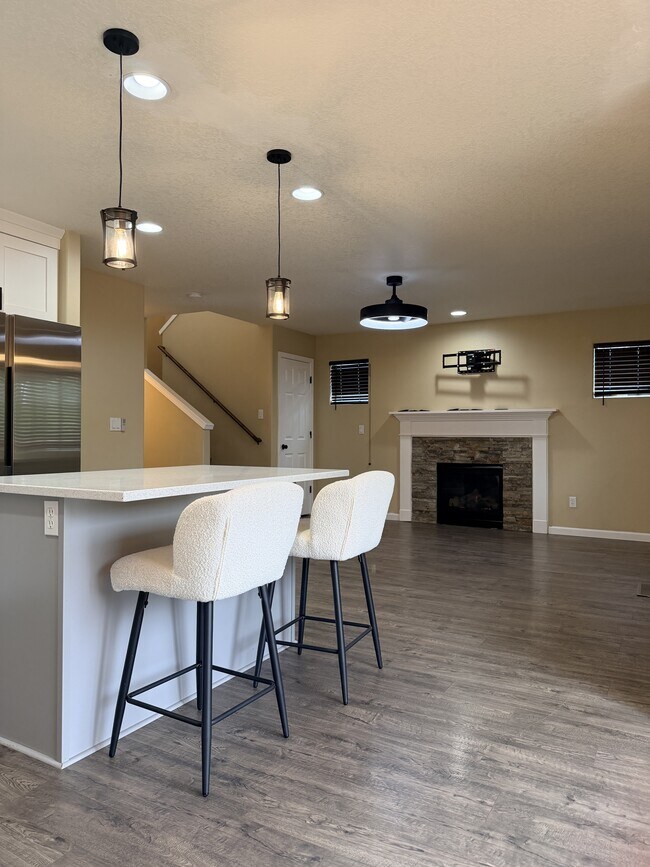 Foto del edificio - 4029 Thoroughbred Ave SE