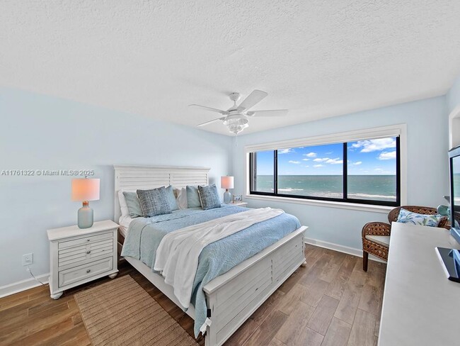 Building Photo - 10152 S Ocean Dr