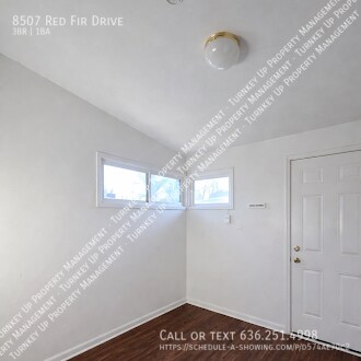 Foto del edificio - 8507 Red Fir Dr