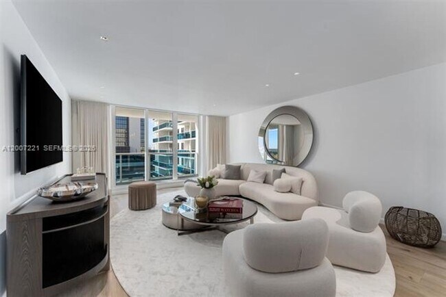 Foto del edificio - 2301 Collins Ave