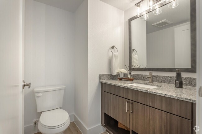 2HAB, 2,5BA - 1820 ft² - Medio baño - Residences at Kingwood East