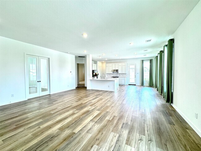 Foto del edificio - 2306 Hazel Berry St