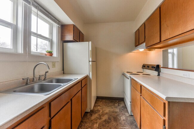 Foto del edificio - 411 E Plum St