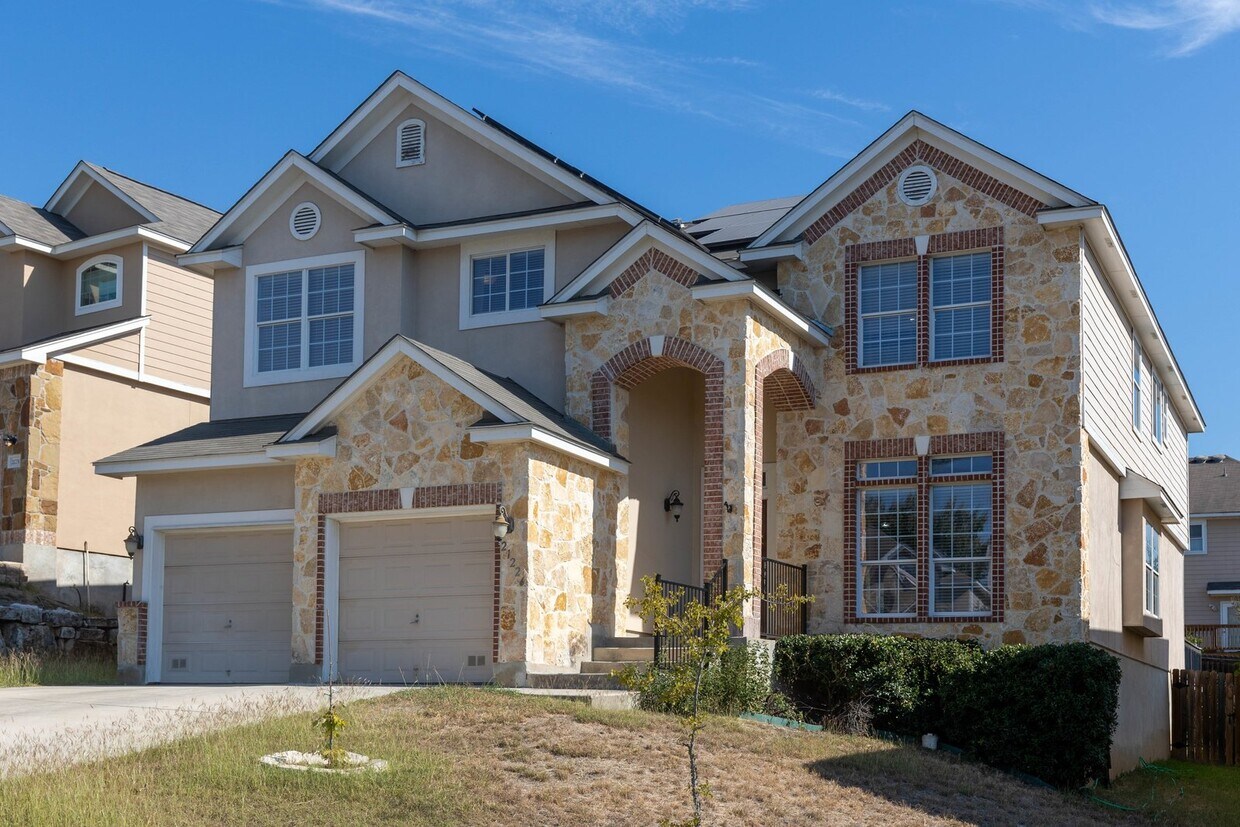 21226 Villa Valencia, San Antonio, TX 78258 Room for Rent in San