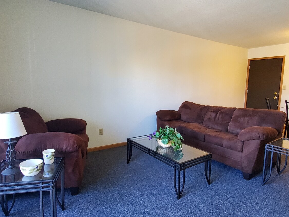 Living room - 1627 7th St