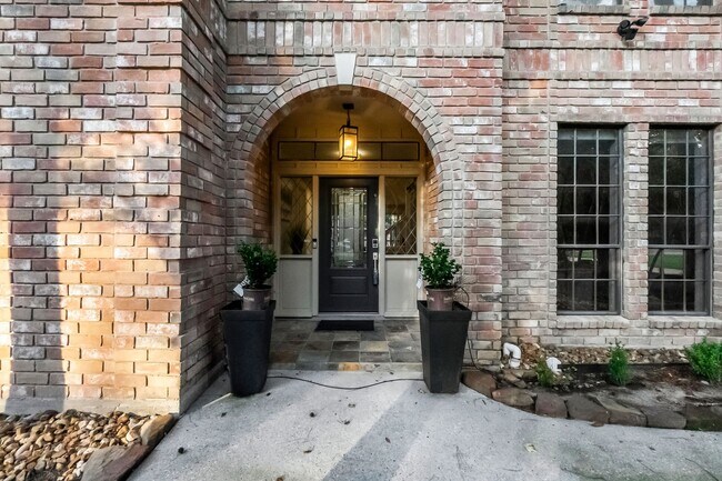 Foto del edificio - 122 E Placid Hill Cir