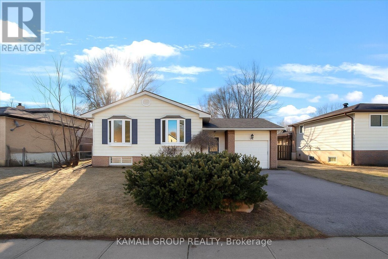 Primary Photo - 78 College Crescent