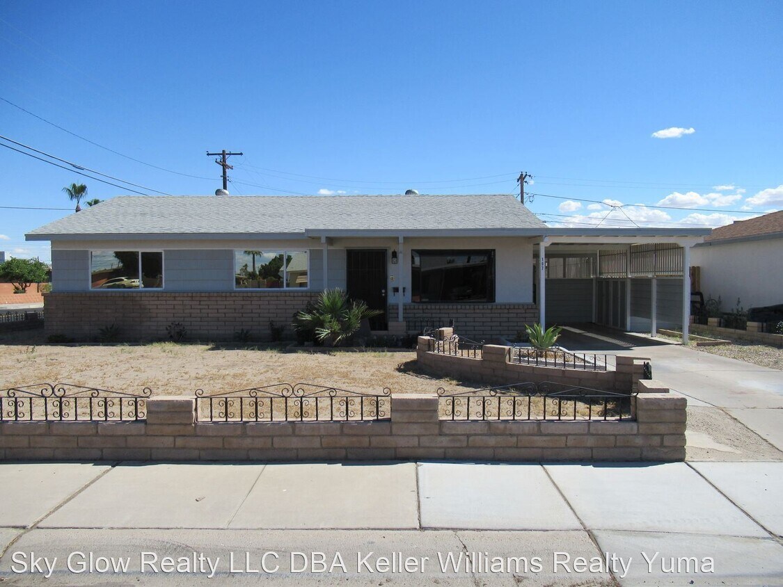 Primary Photo - 3 br, 2 bath House - 107 W. 23rd St.