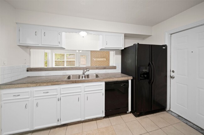 Foto del edificio - 23114 Earlmist Dr