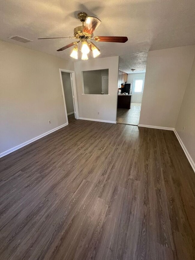 Photo - Beautiful 2 bedroom 2 bathroom ranch duplex Now Ready! Townhome