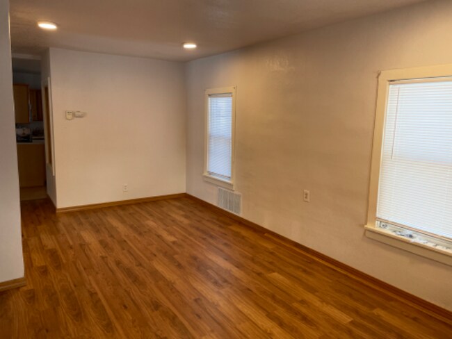 Foto del edificio - 852 Ridgewood Way