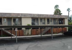 Building Photo - Pond Place