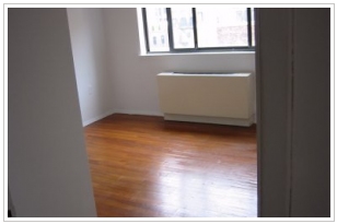 Primary Photo - 267 W 10th St