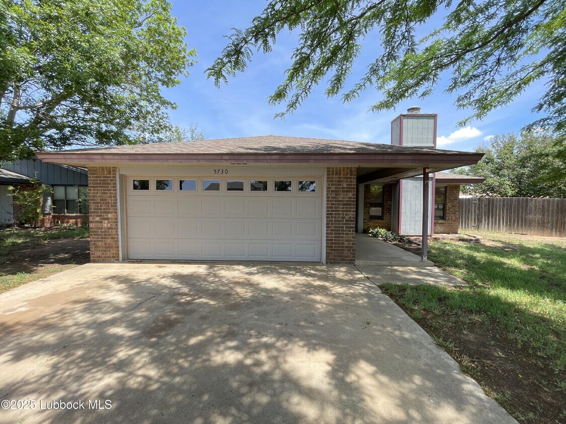 Foto principal - 5730 Dartmouth Dr
