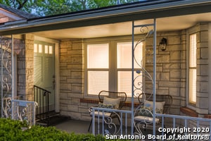 Building Photo - 240 Calumet Pl