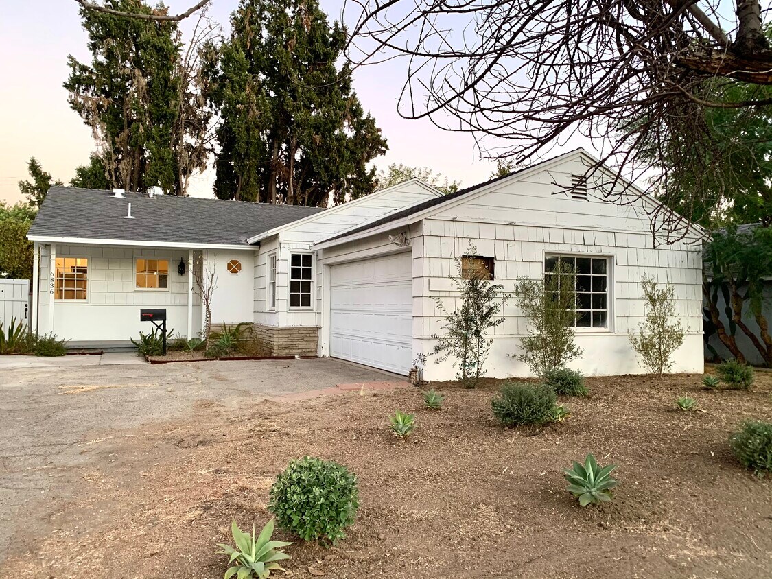 Foto principal - 6836 Bevis Ave