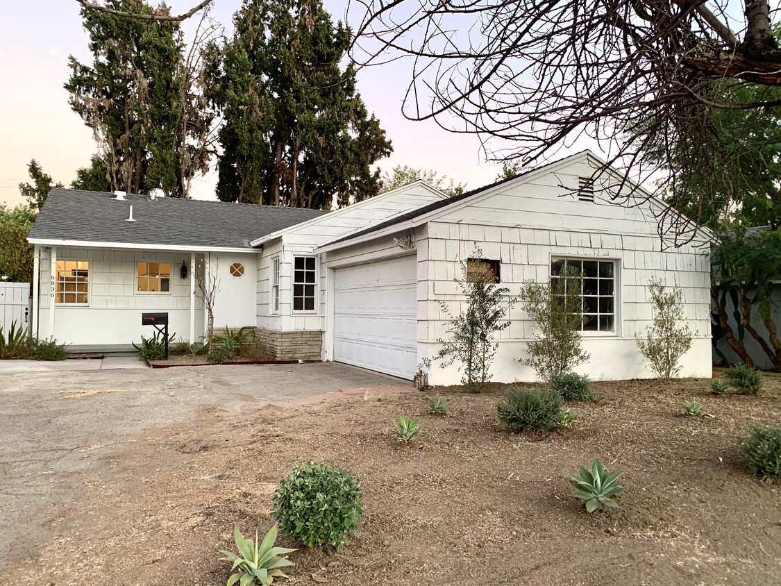 Primary Photo - 6836 Bevis Ave