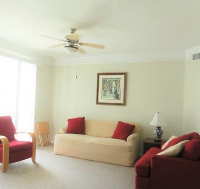 Building Photo - 225 Murcia Dr