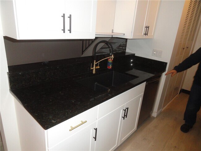 Foto del edificio - 20 Eagle Ln