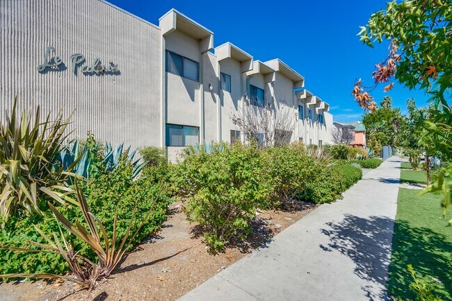 Exterior del día - 6407 10th Ave