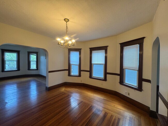 Foto del edificio - 298A Highland Ave