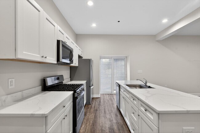 Foto del edificio - 980 N Marshall St