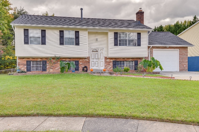 Building Photo - 7404 Lothian Ln