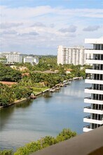 Building Photo - 3100 Collins Ave