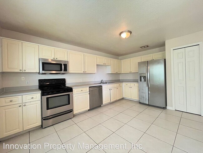 Building Photo - 4 br, 2 bath House - 601 Swallow Court