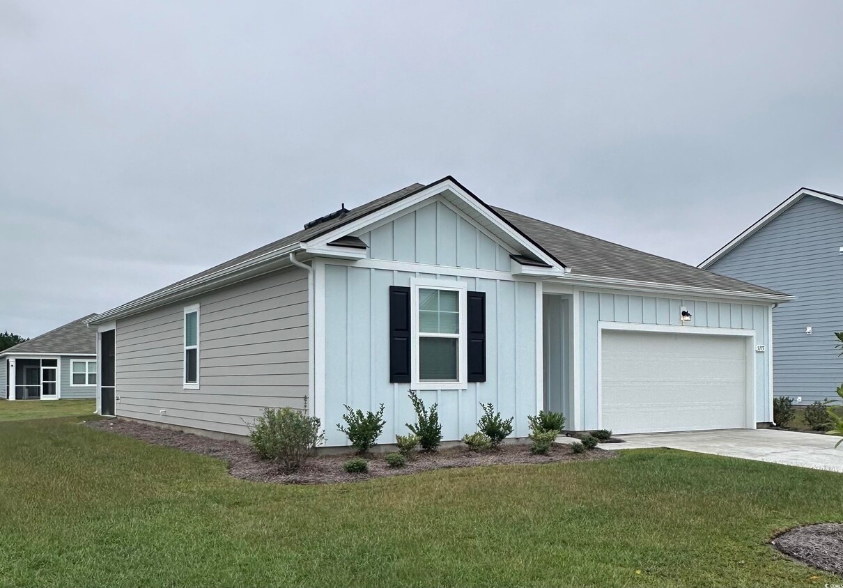 Foto principal - 5175 Yellowstone Dr
