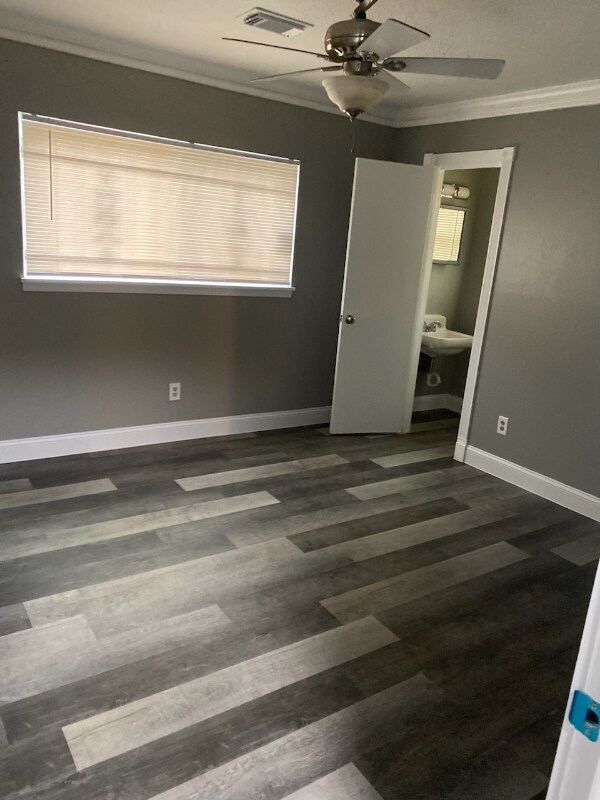 Building Photo - 12603 S Coast Dr