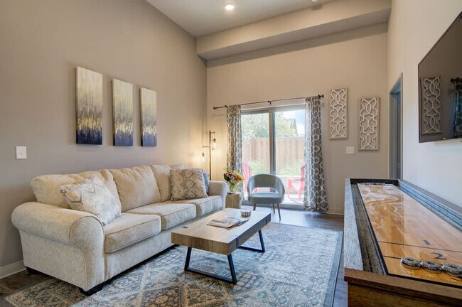 Building Photo - 2210 Remington Way