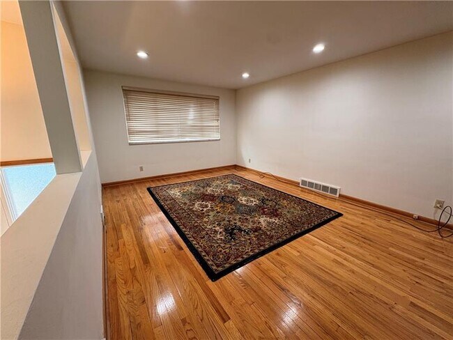 Foto del edificio - 2800 College Park Rd
