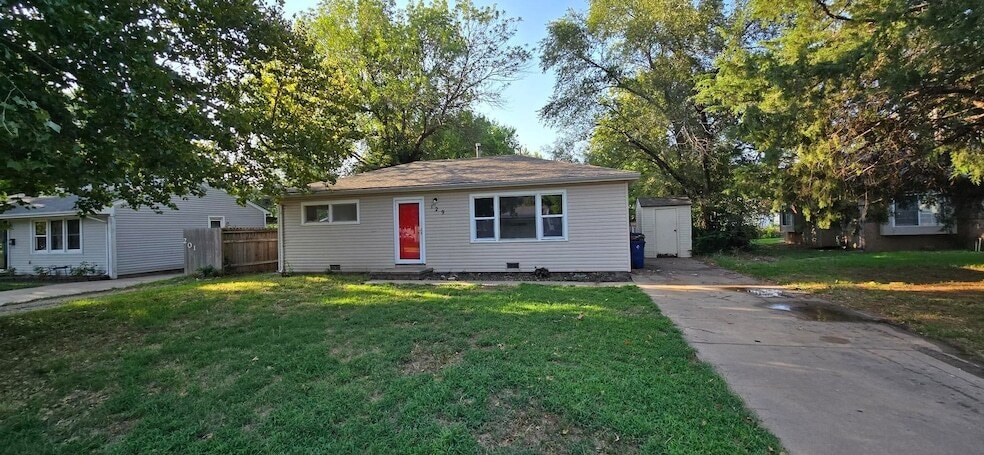 Photo - 129 E Edgemoor Street Unit