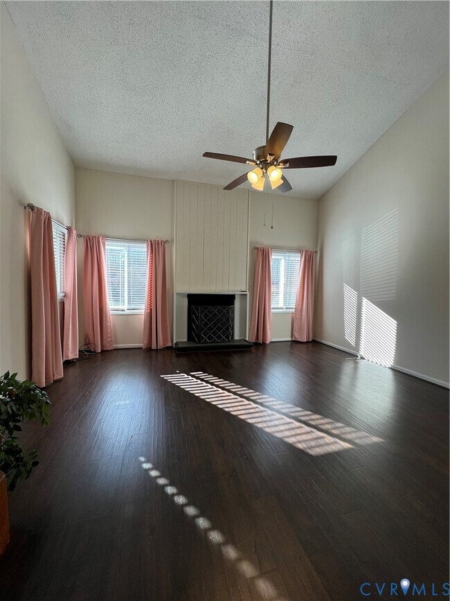 Building Photo - 2005 Rocky Creek Ln